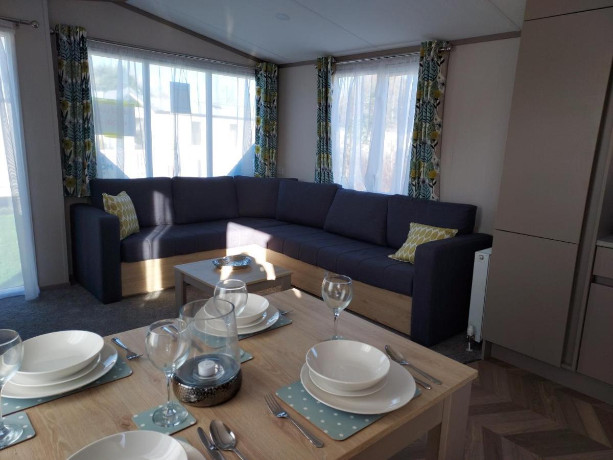 Hoburne Bashley Self-Catering Holiday Home New Milton Extérieur photo